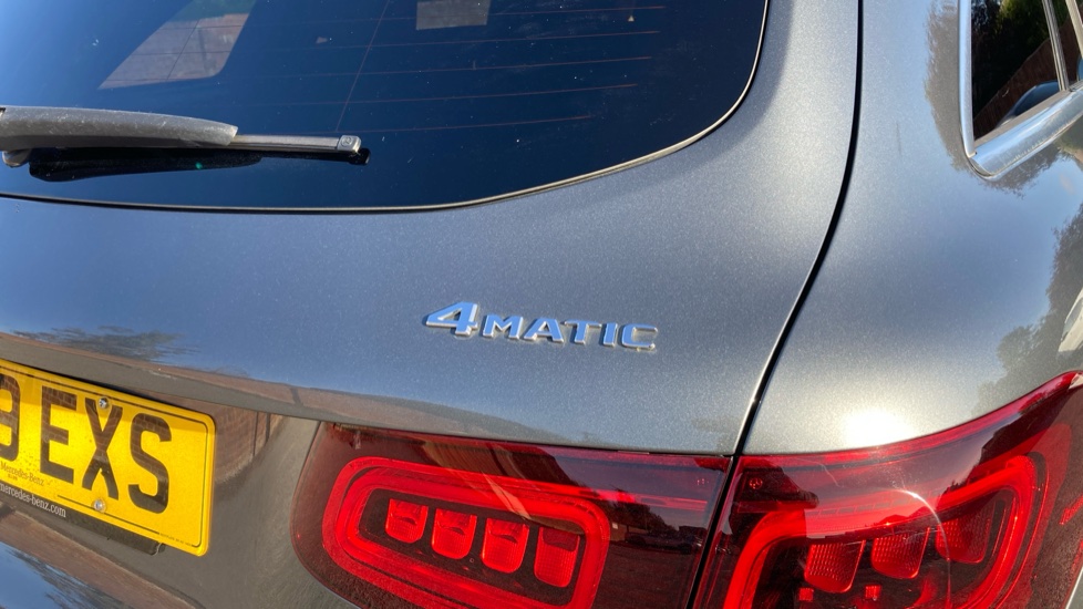 Mercedes-Benz GLC 300d 4Matic AMG Line Premium 5dr 9G-Tronic Diesel Estate - Image 24