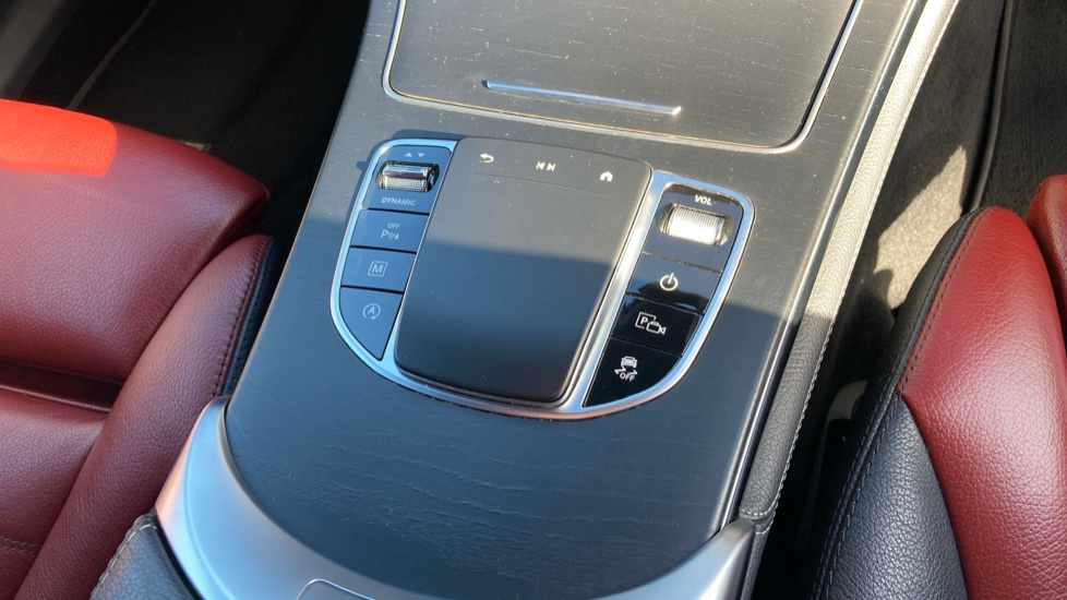 Mercedes-Benz GLC 300d 4Matic AMG Line Premium 5dr 9G-Tronic Diesel Estate - Image 38