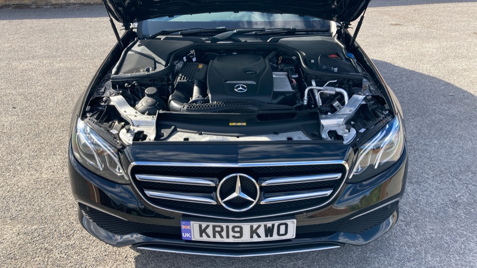 Mercedes-Benz E-Class E 200 SE 5dr 9G-Tronic Petrol Estate - Image 8