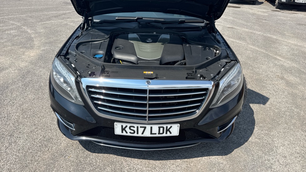 Mercedes-Benz S-Class S350d L AMG Line 4dr 9G-Tronic Diesel Saloon - Image 8