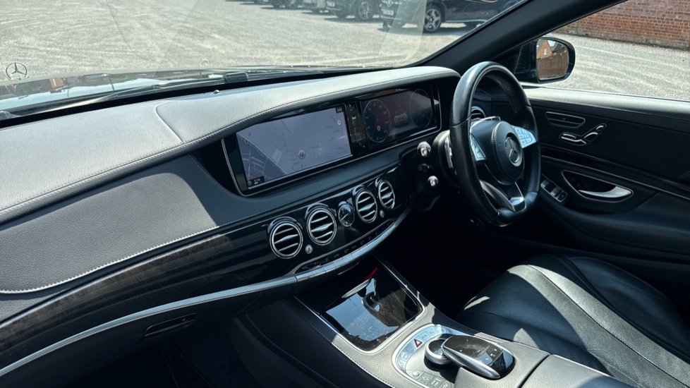 Mercedes-Benz S-Class S350d L AMG Line 4dr 9G-Tronic Diesel Saloon - Image 9