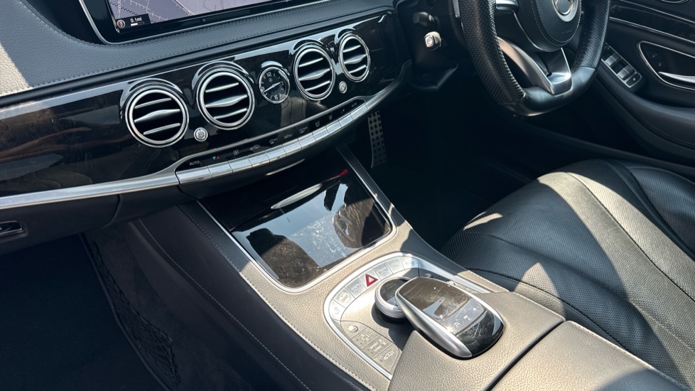 Mercedes-Benz S-Class S350d L AMG Line 4dr 9G-Tronic Diesel Saloon - Image 13