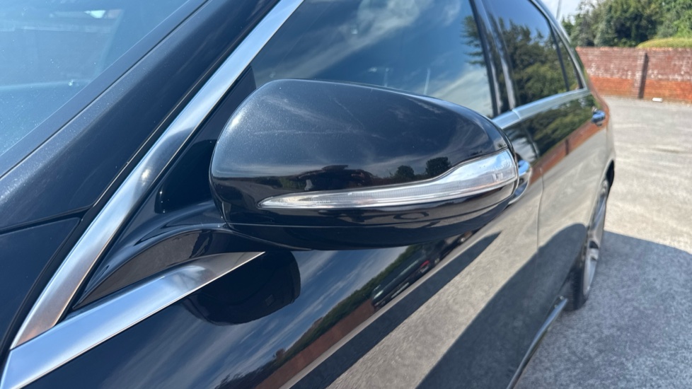 Mercedes-Benz S-Class S350d L AMG Line 4dr 9G-Tronic Diesel Saloon - Image 31