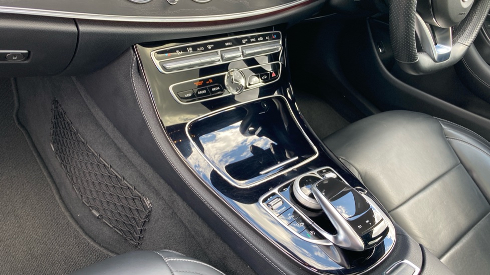 Mercedes-Benz E-Class E220d AMG Line Premium 4dr 9G-Tronic Diesel Saloon - Image 13