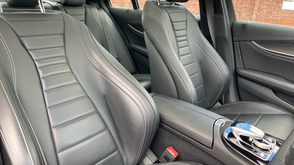 Mercedes-Benz E-Class E220d AMG Line Premium 4dr 9G-Tronic Diesel Saloon - Image 31