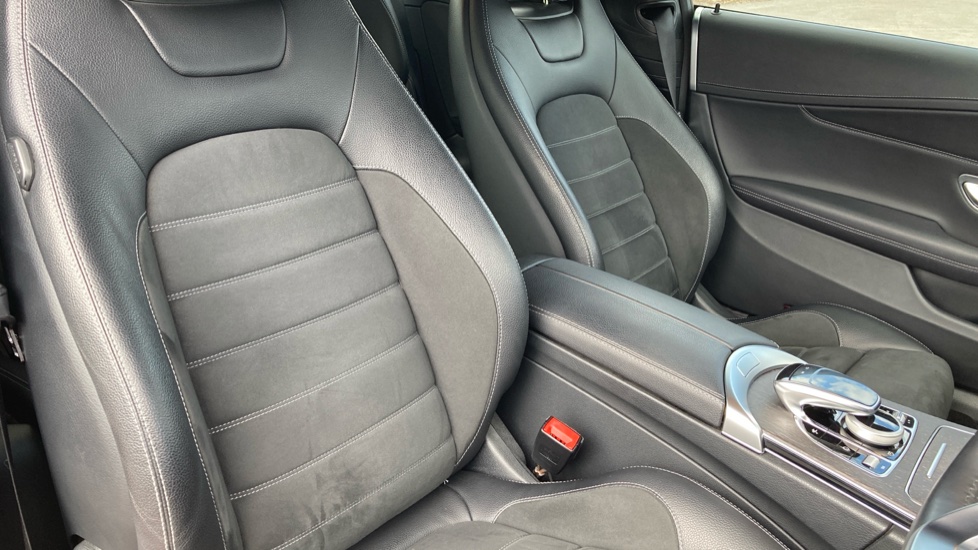 Mercedes-Benz C-Class C300 AMG Line Premium 2dr 9G-Tronic Petrol Coupe - Image 26