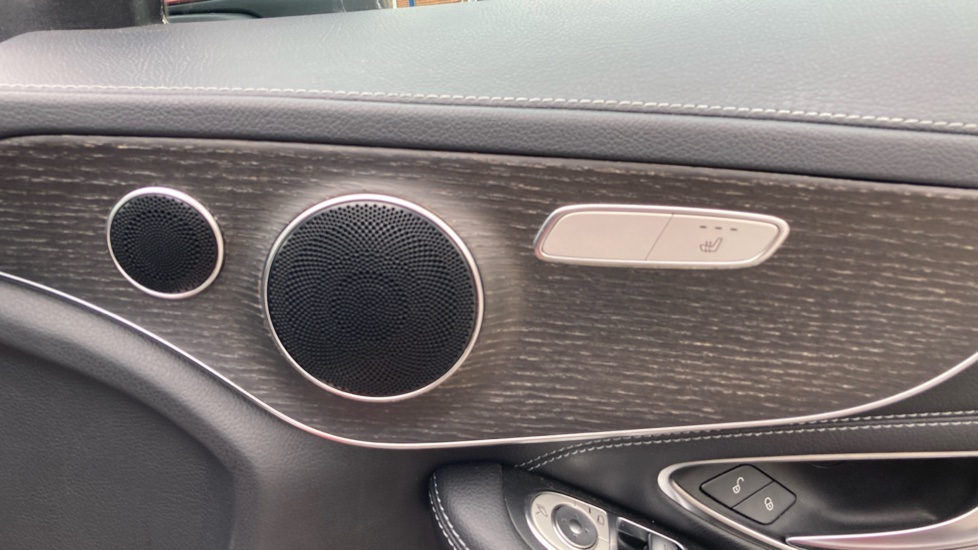 Mercedes-Benz C-Class C300 AMG Line Premium 2dr 9G-Tronic Petrol Coupe - Image 27