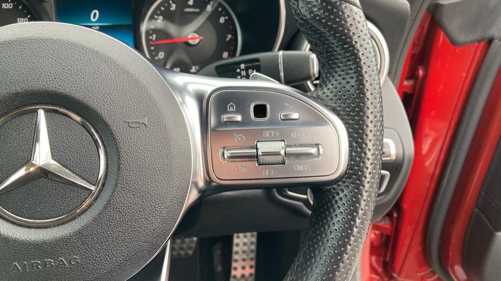 Mercedes-Benz C-Class C300 AMG Line Premium 2dr 9G-Tronic Petrol Coupe - Image 32