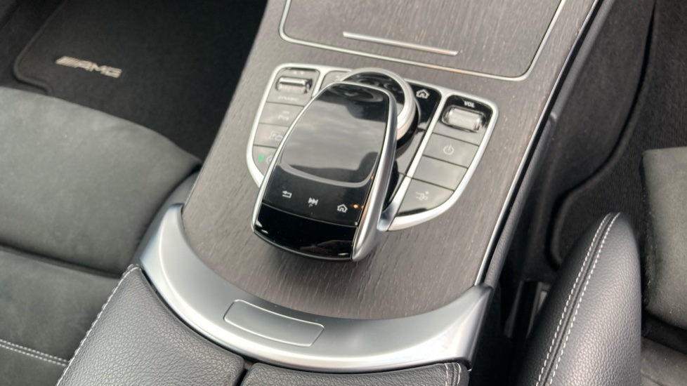 Mercedes-Benz C-Class C300 AMG Line Premium 2dr 9G-Tronic Petrol Coupe - Image 36