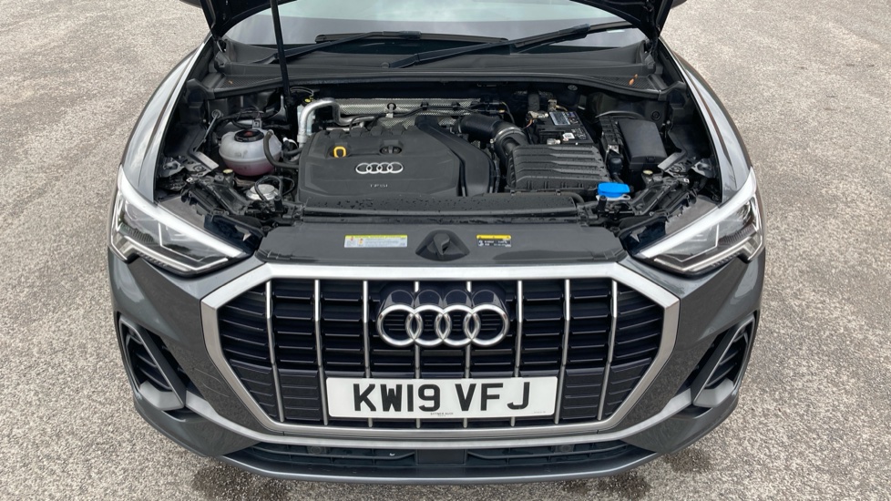 Audi Q3 35 TFSI S Line 5dr S Tronic Petrol Estate - Image 8