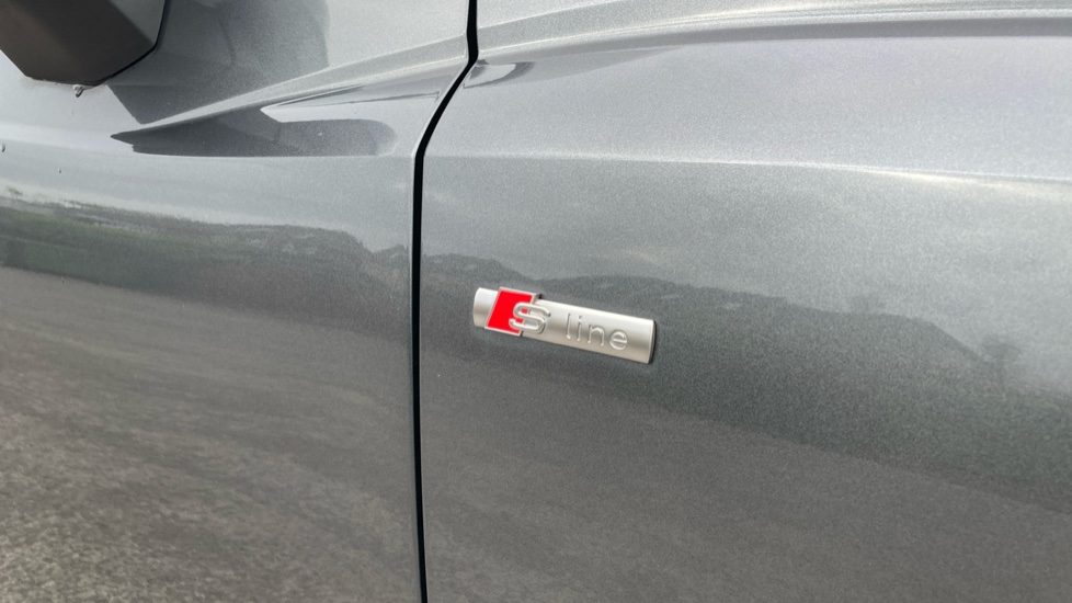 Audi Q3 35 TFSI S Line 5dr S Tronic Petrol Estate - Image 22
