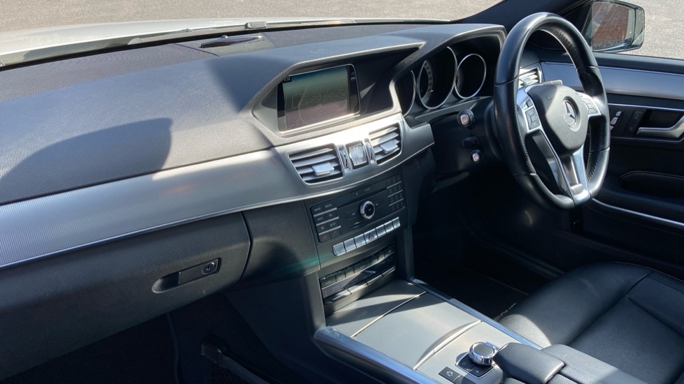 Mercedes-Benz E-Class E220 BlueTEC AMG Night Ed Premium 5dr 7G-Tronic Diesel Estate - Image 9