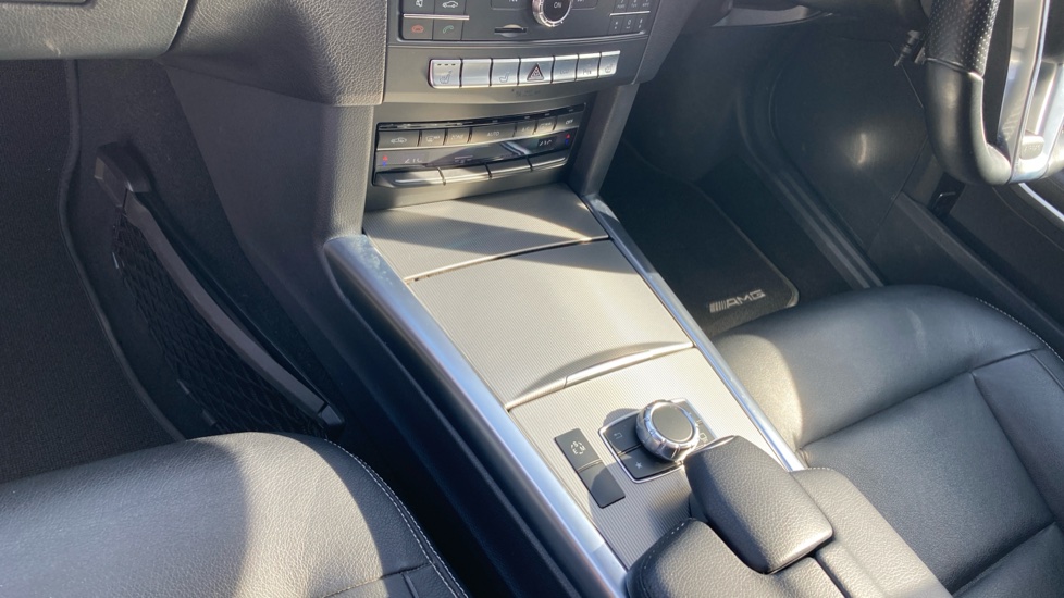 Mercedes-Benz E-Class E220 BlueTEC AMG Night Ed Premium 5dr 7G-Tronic Diesel Estate - Image 13