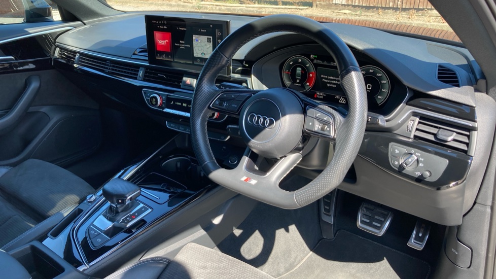 Audi A4 35 TDI Black Edition 4dr S Tronic Diesel Saloon - Image 11