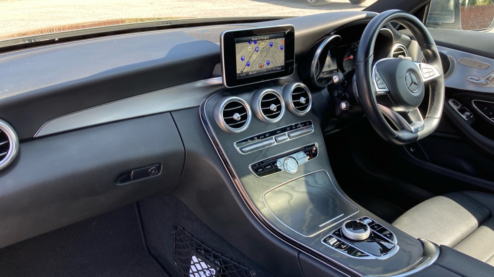 Mercedes-Benz C-Class C300 AMG Line Premium 2dr 9G-Tronic Petrol Coupe - Image 9