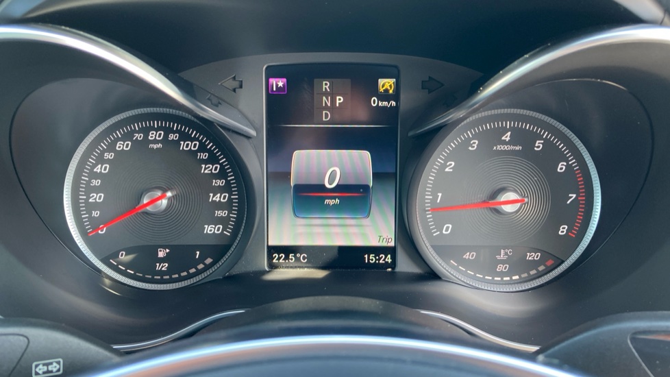 Mercedes-Benz C-Class C300 AMG Line Premium 2dr 9G-Tronic Petrol Coupe - Image 18