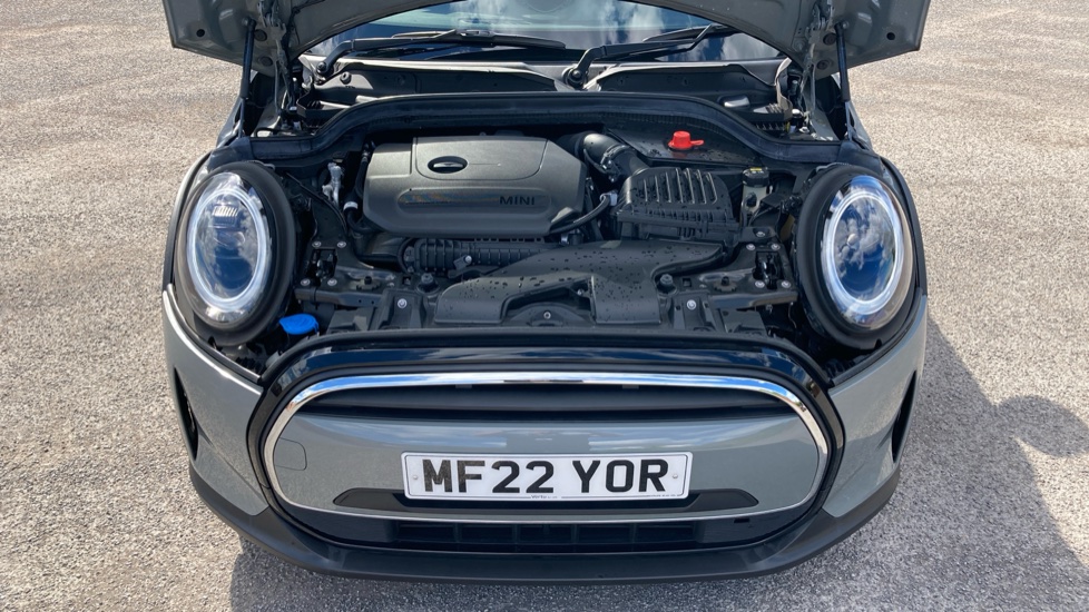 MINI Hatchback 1.5 Cooper Classic 5dr Auto Petrol Hatchback - Image 8