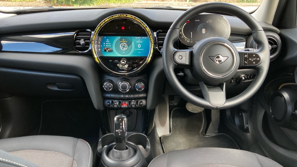 MINI Hatchback 1.5 Cooper Classic 5dr Auto Petrol Hatchback - Image 10