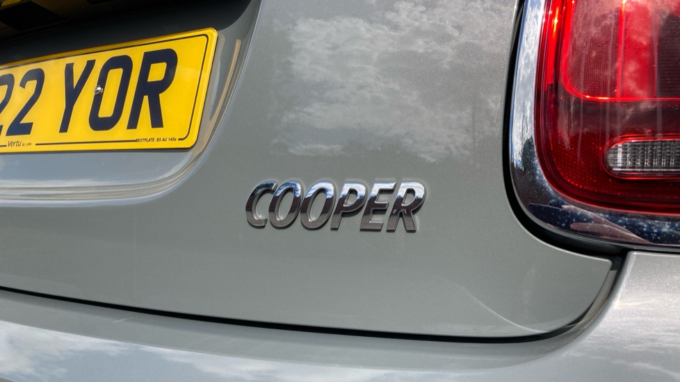 MINI Hatchback 1.5 Cooper Classic 5dr Auto Petrol Hatchback - Image 24