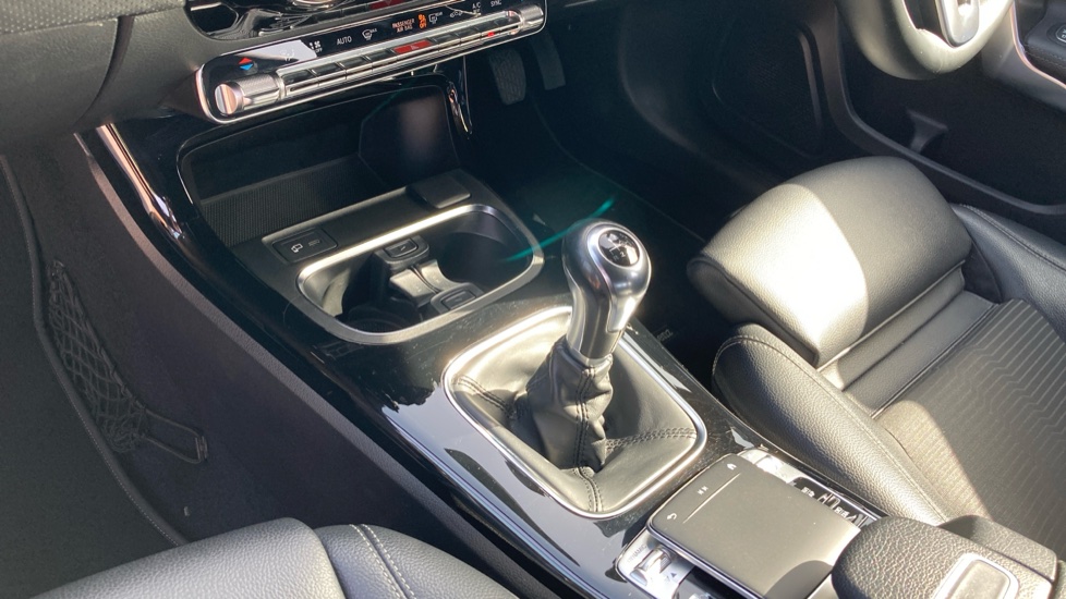 Mercedes-Benz A-Class A180 Sport Executive 5dr Petrol Hatchback - Image 13