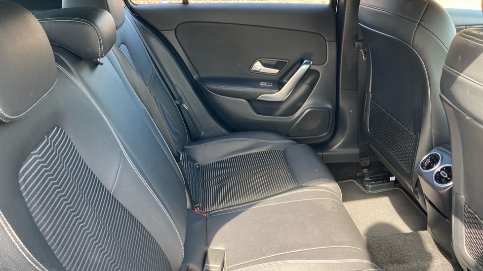 Mercedes-Benz A-Class A180 Sport Executive 5dr Petrol Hatchback - Image 16
