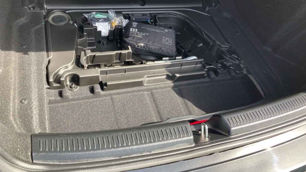 Mercedes-Benz A-Class A180 Sport Executive 5dr Petrol Hatchback - Image 26