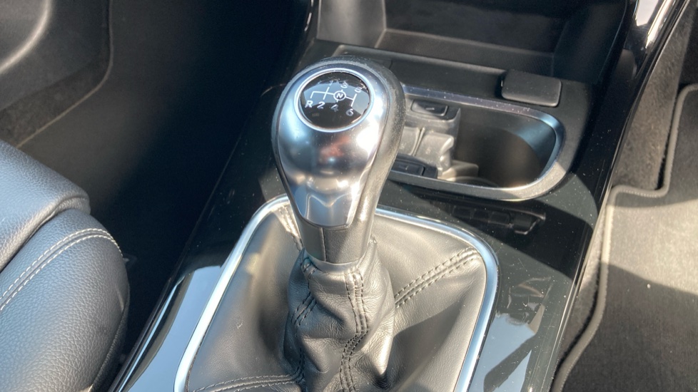 Mercedes-Benz A-Class A180 Sport Executive 5dr Petrol Hatchback - Image 37