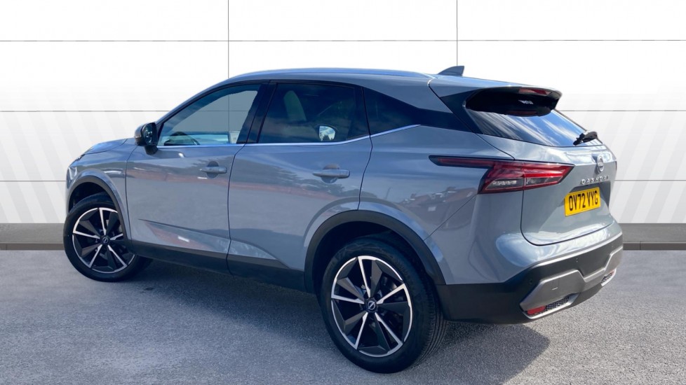 Nissan Qashqai 1.3 DiG-T MH 158 Tekna 5dr Petrol Hatchback - Image 2