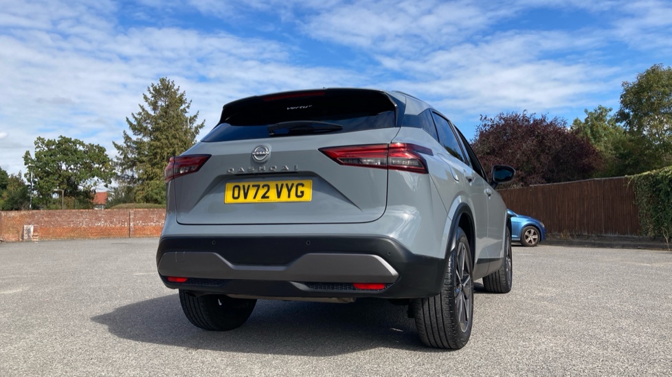 Nissan Qashqai 1.3 DiG-T MH 158 Tekna 5dr Petrol Hatchback - Image 22