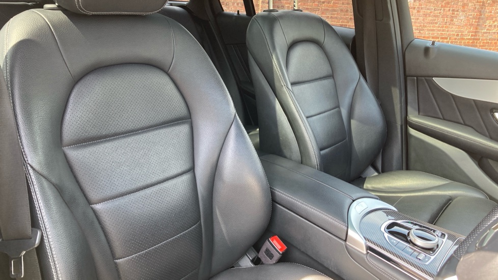 Mercedes-Benz GLC 250d 4Matic AMG Night Edition 5dr 9G-Tronic Diesel Estate - Image 28