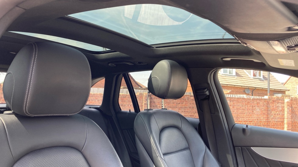 Mercedes-Benz GLC 250d 4Matic AMG Night Edition 5dr 9G-Tronic Diesel Estate - Image 29