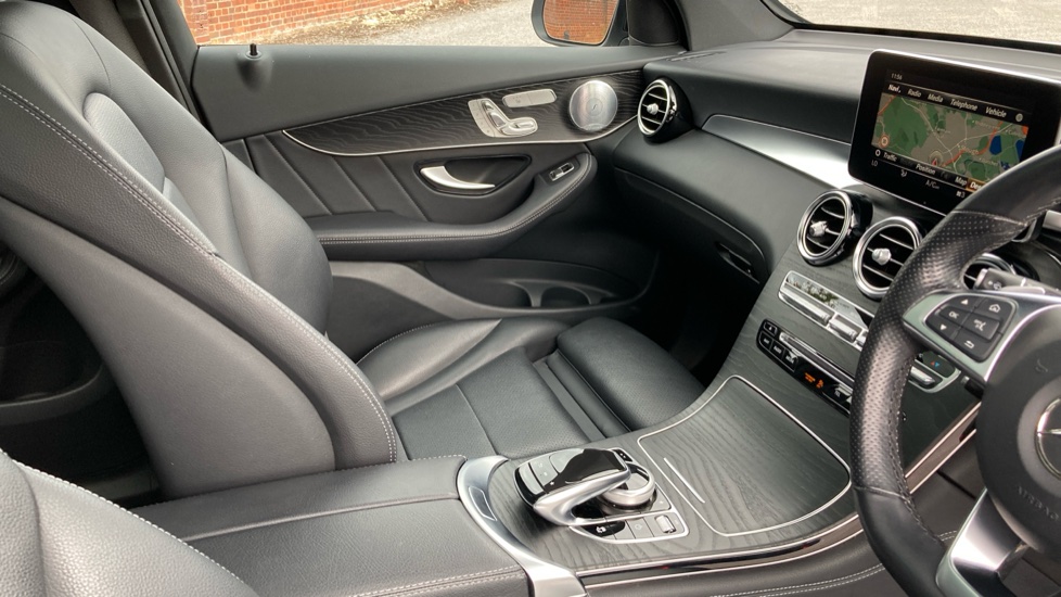 Mercedes-Benz GLC 250 4Matic AMG Night Edition 5dr 9G-Tronic Petrol Estate - Image 14