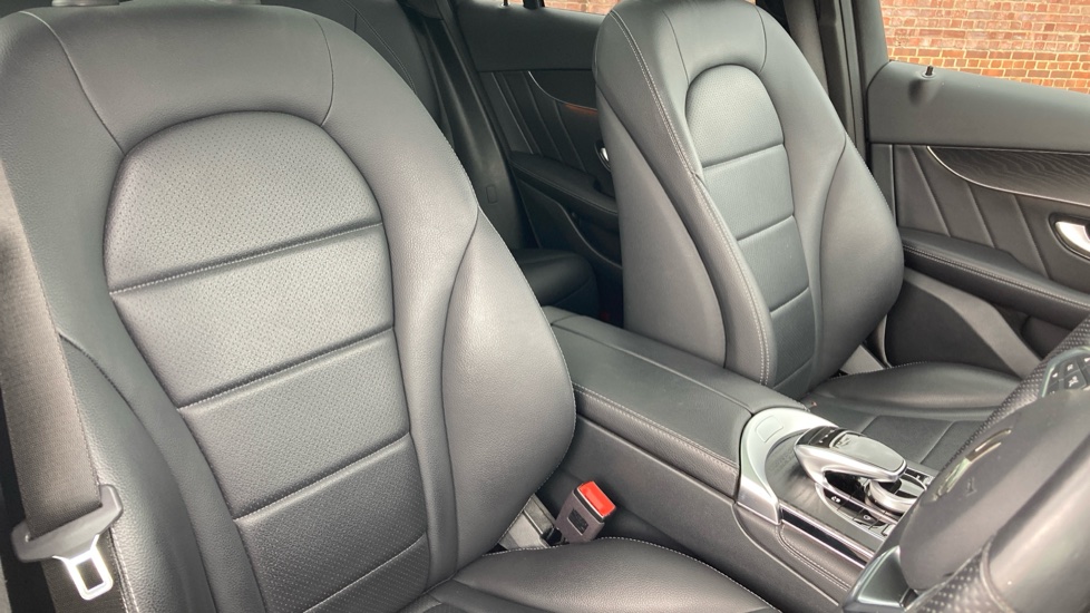 Mercedes-Benz GLC 250 4Matic AMG Night Edition 5dr 9G-Tronic Petrol Estate - Image 29
