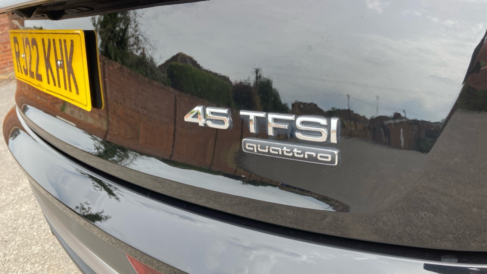 Audi Q5 45 TFSI Quattro S Line 5dr S Tronic Petrol Estate - Image 25