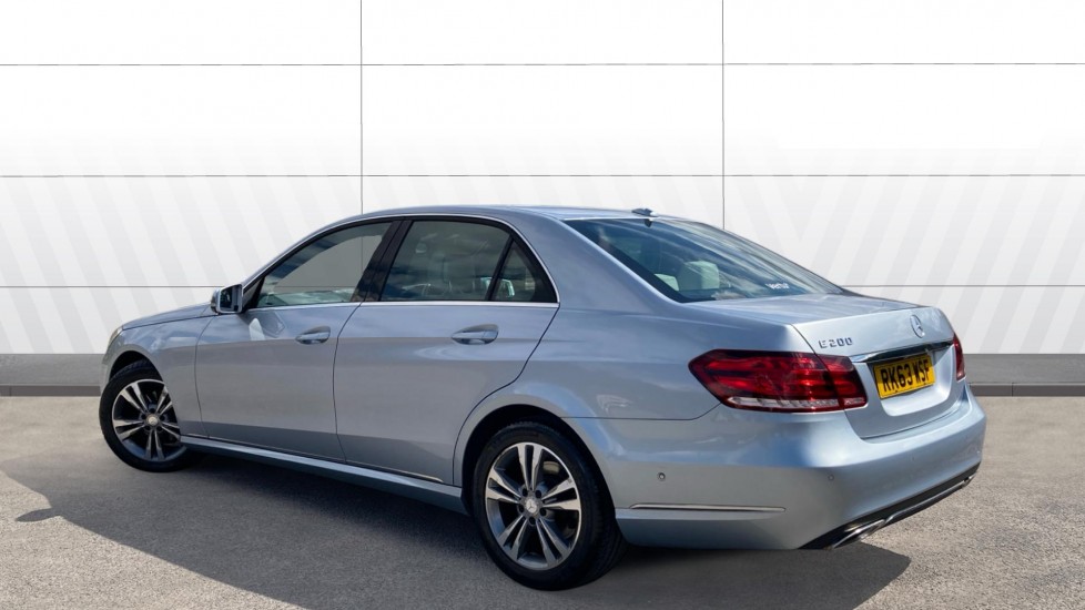 Mercedes-Benz E-Class E200 SE 4dr 7G-Tronic Petrol Saloon - Image 2