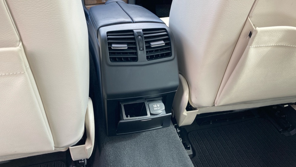 Mercedes-Benz E-Class E200 SE 4dr 7G-Tronic Petrol Saloon - Image 27