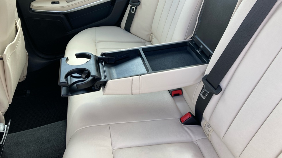 Mercedes-Benz E-Class E200 SE 4dr 7G-Tronic Petrol Saloon - Image 28