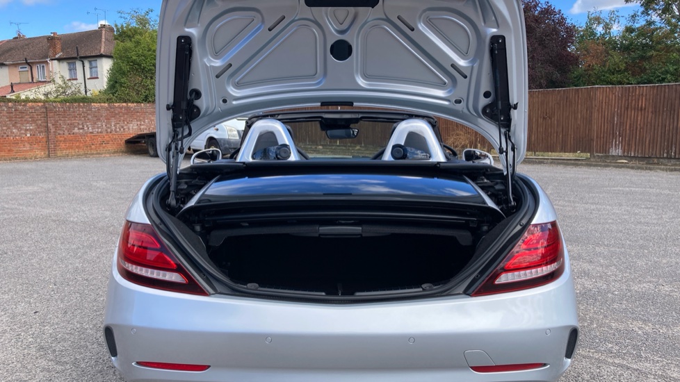 Mercedes-Benz SLC 300 AMG Line 2dr 9G-Tronic Petrol Roadster - Image 4