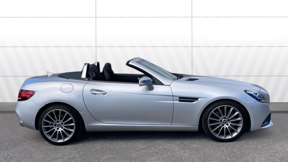 Mercedes-Benz SLC 300 AMG Line 2dr 9G-Tronic Petrol Roadster - Image 5
