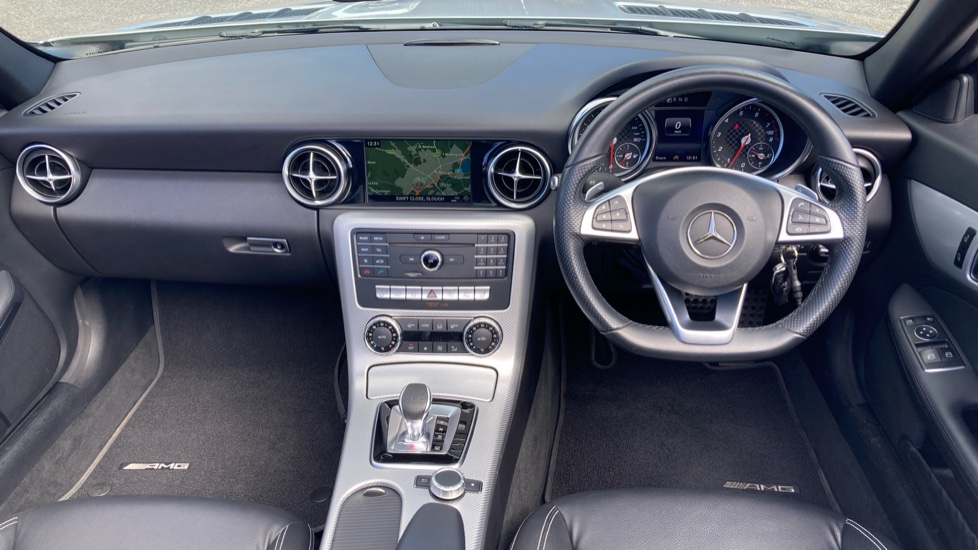 Mercedes-Benz SLC 300 AMG Line 2dr 9G-Tronic Petrol Roadster - Image 10
