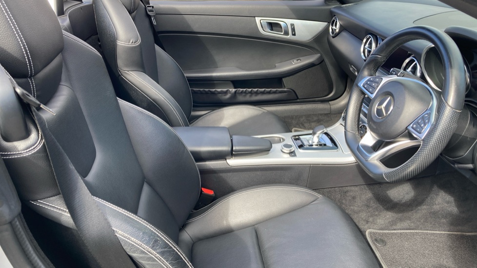 Mercedes-Benz SLC 300 AMG Line 2dr 9G-Tronic Petrol Roadster - Image 16
