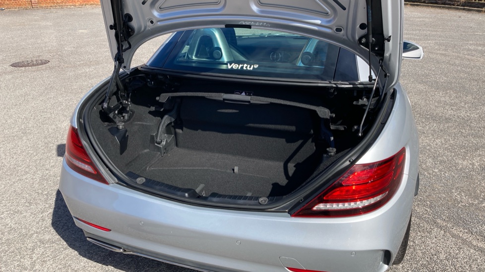 Mercedes-Benz SLC 300 AMG Line 2dr 9G-Tronic Petrol Roadster - Image 25