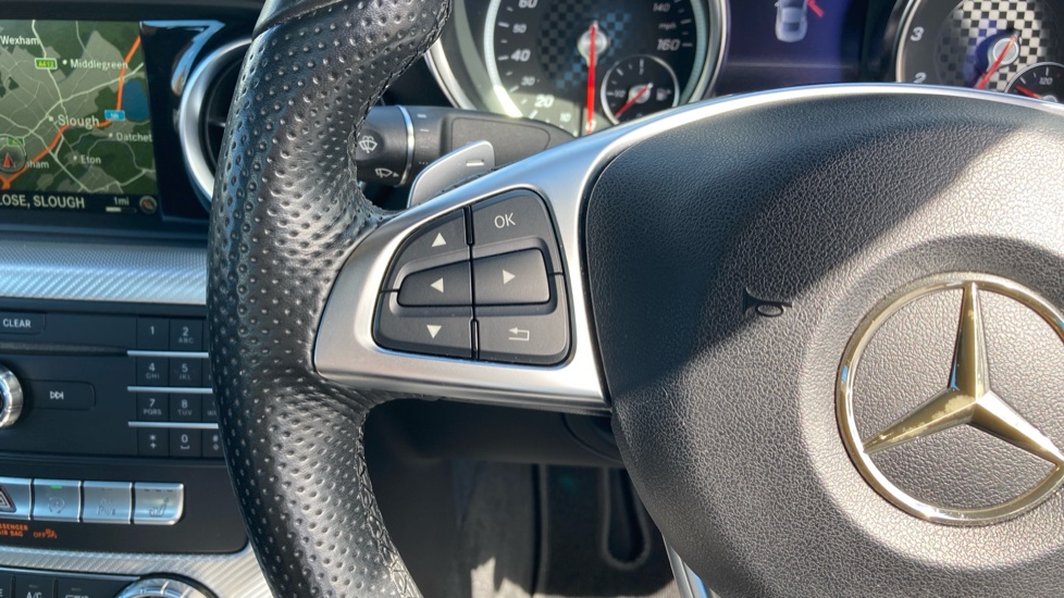 Mercedes-Benz SLC 300 AMG Line 2dr 9G-Tronic Petrol Roadster - Image 33