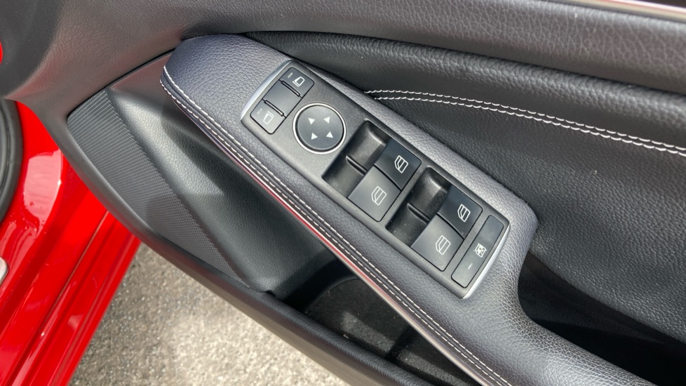 Mercedes-Benz A-Class A180d Sport Executive 5dr Auto Diesel Hatchback - Image 27