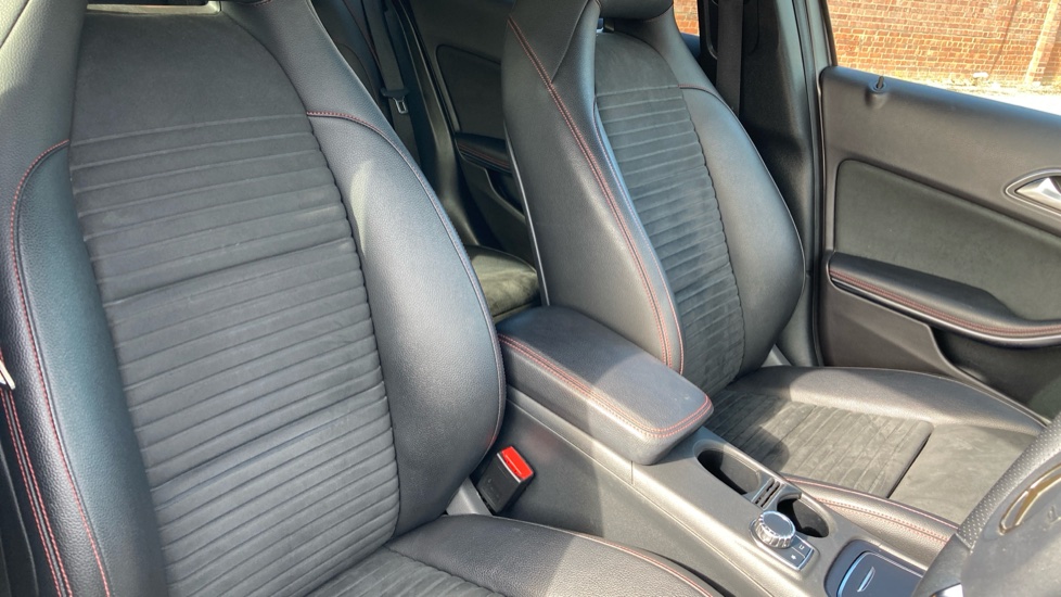 Mercedes-Benz GLA 180 AMG Line Edition 5dr Auto Petrol Hatchback - Image 26