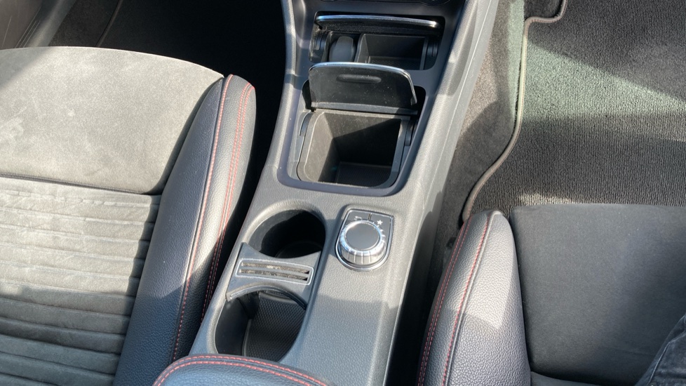 Mercedes-Benz GLA 180 AMG Line Edition 5dr Auto Petrol Hatchback - Image 37