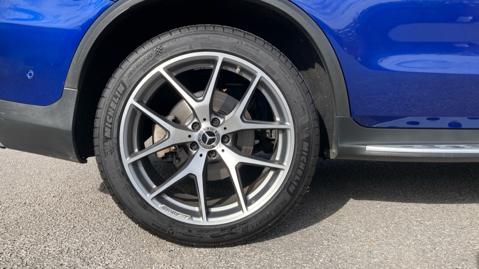 Mercedes-Benz GLC Coupe GLC 300d 4Matic AMG Line Prem Plus 5dr 9G-Tronic Diesel Estate - Image 7