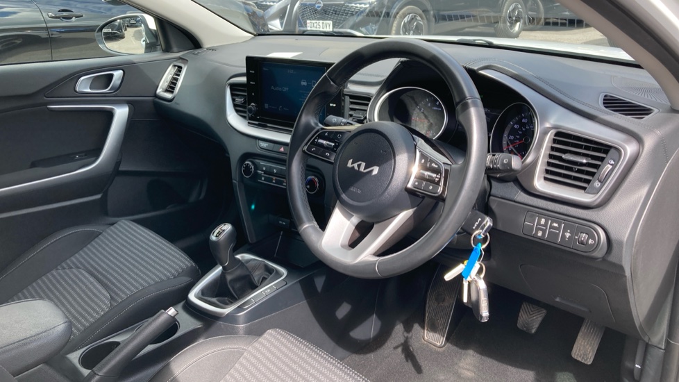 Kia Xceed 1.0T GDi ISG 2 5dr Petrol Hatchback - Image 11