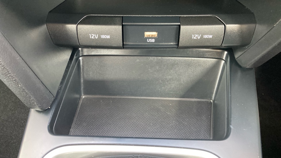Kia Xceed 1.0T GDi ISG 2 5dr Petrol Hatchback - Image 22