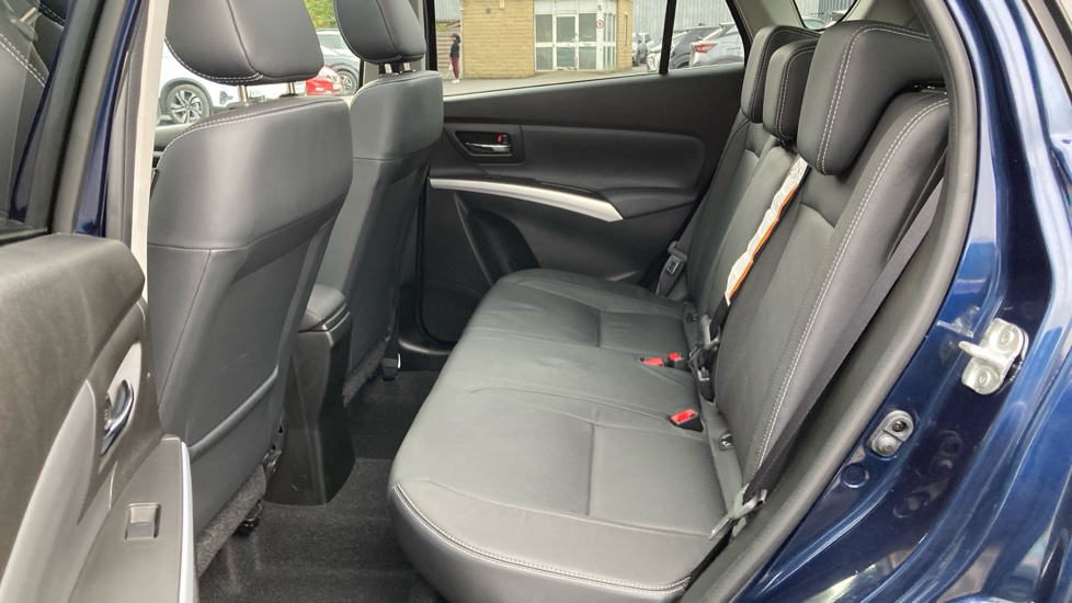 Suzuki Sx4 S Cross 1.4 Boosterjet 48V Hybrid SZ5 ALLGRIP 5dr Auto Petrol Hatchback - Image 16